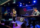 20191122-IMG 6783  Nico Duportal (guitare, voix), Pascal Mucci (batterie), Olivier Cantrelle (claviers), Alexis Bertein (sax baryton, guitare acoustique, percussions),  Sylvain Tejerizo (saxo ténor, percussions), Antoine Pozzo Di Borgo (basse) : NICO DUPORTAL, NICO DUPORTAL AND THE SPARKS, PARIS-JAZZ CAFE MONTPARNASSE