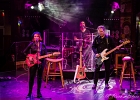 20191129-IMG 6840  Sue Foley (chant, guitare),  Leonardo Valvassori (basse), Tom Bona (batterie) : BILLY BOB'S, DISNEY VILLAGE, SUE FOLEY