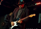 20191202-IMG 6924  Chicago Blues Festival 2019 :  Wayne Baker Brooks (guitare, chant), Maurice John Vaughn (guitare, chant, clavier), Russ Green (harmonica, chant), Trudy Lynn (chant), Melvin Smith (basse), Willie Hayes (batterie) : CHICAGO BLUES FESTIVAL 2019, MAURICE JOHN VAUGHN, MELVIN SMITH, PARIS-NEW MORNING, RUSS GREEN, TRUDY LYNN, WAYNE BAKER BROOKS, WILLIE HAYES