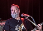 20211203-IMG 3064  Jessie Lee Houllier (chant, guitare),  Alexis Didier (guitare, choeurs),  Laurian Daire (claviers, choeurs), Laurent Cokekaere (basse), Stéphane Minana-Ripoll (batterie) : JESSIE LEE AND THE ALCHEMISTS, JESSIE LEE HOULLIER, MONTROUGE-THE BACKSTAGE
