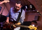 20220205-IMG 4031  Big Dez : Phil Fernandez (guitare, chant),  Paco Lefty hand (guitare),  Rachid Guissous (claviers), Lamine Guerfi (basse), Marc Schaeller (harmonica), Guillaume Destarac (batterie) : BIG DEZ, PARIS-SUNSET