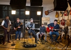 20220205-IMG 3947  Jerry T. (chant, guitare), Eric Jemms (sax), Mr Alex (guitare), Nicolas Hostiou (basse), Fabien Maraget (batterie, percussions) : JERRY T AND THE BLACK ALLIGATORS, PARIS-MATT S GUITAR SHOP