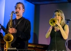 20220310-IMG 4405  Ina Forsman (Voix), Aaron Castrillo  (Batterie), Doron Seagal (Piano), Regardt Scheepers (Guitare), Francesco Beccaro (Basse), Kelly O&#39;Donohue (Trompette), Ori Jacobson (Saxophone) : INA FORSMAN, PARIS-JAZZ CLUB ETOILE