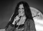 20220326-IMG 4984  Sari Schorr (chant), Ash Wilson (guitare), Mat Beable (basse), Bob Fridzema (claviers), Phil Wilson (batterie) : PARIS-JAZZ CLUB ETOILE, SARI SCHORR