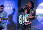 20221015-IMG 8306  Natalia M King (Chant, guitare), Ludovic Bruni (Guitares), Fabricio Nicolas (Contrebasse et basse), Damien Argentieri (Piano claviers), Vince Laurent (Batterie) : NATALIA M KING, PARIS-JAZZ CLUB ETOILE