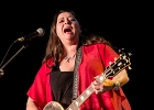 20221104-IMG 9087  Carolyn Wonderland (chant, guitare, lap steel), Bobby Perkins (basse), Kevin Lance (batterie) et en invitée Shelley King (chant, guitare) : BAY CAR BLUES FESTIVAL, BOBBY PERKINS, CAROLYN WONDERLAND, GRANDE SYNTHE, KEVIN LANCE, SHELLEY KING