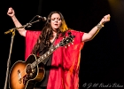 20221104-IMG 9090  Carolyn Wonderland (chant, guitare, lap steel), Bobby Perkins (basse), Kevin Lance (batterie) et en invitée Shelley King (chant, guitare) : BAY CAR BLUES FESTIVAL, BOBBY PERKINS, CAROLYN WONDERLAND, GRANDE SYNTHE, KEVIN LANCE, SHELLEY KING