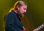 20221115-IMG 9409  Susan Tedeschi (chant, guitare), Derek Trucks (guitare), Brandon Boone (basse), Mike Mattison (chant, guitare, choeur), Mark Rivers (choeur), Alecia Chakour (choeur), Isaac Eady (batterie), Tyler Greenwell (batterie),  Kebbi Williams (saxophone), Ephraim Owens (trompette), Elizabeth Lea (trombone), Gabe Dixon (claviers, chant) : PARIS 11eme, PARIS-BATACLAN (Le), TEDESCHI TRUCKS BAND