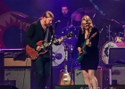 20221115-IMG 9471  Susan Tedeschi (chant, guitare), Derek Trucks (guitare), Brandon Boone (basse), Mike Mattison (chant, guitare, choeur), Mark Rivers (choeur), Alecia Chakour (choeur), Isaac Eady (batterie), Tyler Greenwell (batterie),  Kebbi Williams (saxophone), Ephraim Owens (trompette), Elizabeth Lea (trombone), Gabe Dixon (claviers, chant) : PARIS 11eme, PARIS-BATACLAN (Le), TEDESCHI TRUCKS BAND