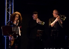 20221123-210839-IMG 9969  Toni Green (chant), Eddy Leclerc (guitare), Paul Heroux  (batterie), Thomas Planque (basse),  Benoît Sourisse (claviers),  Vincent Aubert (trombone), Pierre Marie Humeau (trompette), Nadege Dumas (saxophone) : PARIS-NEW MORNING, TONI GREEN