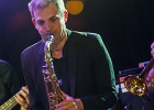 20230608-213310IMG 2739  Eric Starczan (voix/guitare), Christophe Deschamps (batterie), Laurent Vernerey (basse), Nicolas Liesnard (clavier), Nicolas Tuaillon (saxophones) et Eric Mula (trompette) : 3 KINGS, HAUTS DE SEINE-MONTROUGE-THE BACKSTAGE