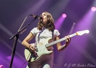 20231015-212148IMG 4105  Larkin Poe : Rebecca Lowell (chant, guitare), Megan Lowell (slide guitar), XX (basse), YY (batterie) : LARKIN POE, PARIS 9eme, PARIS-OLYMPIA
