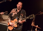 20231109-201750-IMG 4326  Carlos Eliott Jr (chant, guitare), Anthony Big A Sherrod (chant, guitare),The Cornlickers : Bobby Gentilo (chant, guitare), Dave Groninger (guitare), Tony Ryder (basse), Dale Wise (batterie) : ANTHONY BIG A SHERROD, BOBBY GENTILO, CARLOS ELIOTT JR AND THE CORNLIKERS, DALE WISE, DAVE GRONINGER, HAUTS DE SEINE-CHATENAY MALABRY, TONY RYDER