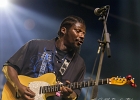 20240418-213919-IMG 2738  Anthony Sherrod (chant, guitare), Carlos Eliott Jr (guitare), Bobby Gentilo (guitare), Heather Crosse (basse), Lee Williams (batterie) et Alain Michel (harmonica) : ANTHONY BIG A SHERROD, BEAUTIFUL SWAMP BLUES FESTIVAL, BOBBY GENTILO, CARLOS ELIOTT JR, HAUTS DE FRANCE-PAS DE CALAIS-CALAIS, LEE WILLIAMS