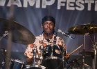 20240418-225528-IMG 2787  Anthony Sherrod (chant, guitare), Carlos Eliott Jr (guitare), Bobby Gentilo (guitare), Heather Crosse (basse), Lee Williams (batterie) et Alain Michel (harmonica) : ANTHONY BIG A SHERROD, BEAUTIFUL SWAMP BLUES FESTIVAL, BOBBY GENTILO, CARLOS ELIOTT JR, HAUTS DE FRANCE-PAS DE CALAIS-CALAIS, LEE WILLIAMS
