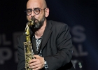 20240419-232629-IMG 2979  Marc T (chant, guitare), Renaud Lesire (basse), Fabrice Bessouat (batterie), Damien Cornelis (claviers), Paolo.Chatet (trompette), Tejerizo Sylvain (saxophone) : BEAUTIFUL SWAMP BLUES FESTIVAL, HAUTS DE FRANCE-PAS DE CALAIS-CALAIS, TEE