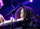 20240420-222208-IMG 5881  Shakura S&#39;Aida (chant), Paige Armstrong (guitare),  Nicole &#34;Nikki D&#34; Brown (guitare lap steel), Roger Williams (basse), Aubrey Dayle (batterie) : BEAUTIFUL SWAMP BLUES FESTIVAL, HAUTS DE FRANCE-PAS DE CALAIS-CALAIS, SHAKURA S’AIDA