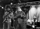 20241203-210533-IMG 6974  Stephen Hull (chant, guitare), Sheryl Youngblood (chant, batterie), Dave Herrero (chant, guitare), Johnny Iguana (claviers), Victor Reed (batterie), Chano Cruz (basse) : CHANO CRUZ, CHICAGO BLUES FESTIVAL, CHICAGO BLUES FESTIVAL 2024, DAVE HERRERO, JOHNNY IGUANA, PARIS 10eme, PARIS-NEW MORNING, SHERYL YOUNGBLOOD, STEPHEN HULL, VICTOR REED