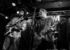20241203-215704-IMG 7015  Stephen Hull (chant, guitare), Sheryl Youngblood (chant, batterie), Dave Herrero (chant, guitare), Johnny Iguana (claviers), Victor Reed (batterie), Chano Cruz (basse) : CHANO CRUZ, CHICAGO BLUES FESTIVAL, CHICAGO BLUES FESTIVAL 2024, DAVE HERRERO, JOHNNY IGUANA, PARIS 10eme, PARIS-NEW MORNING, SHERYL YOUNGBLOOD, STEPHEN HULL, VICTOR REED