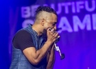 20250425-222027-IMG 8837  Aki Kumar (chant, harmonica), Johnny Burgin (guitare),  June Core (batterie), Philippe Dandrimont (basse) : AKI KUMAR BAND, BEAUTIFUL SWAMP BLUES FESTIVAL, HAUTS DE FRANCE-PAS DE CALAIS-CALAIS, JOHNNY BURGIN, JUNE CORE, PHILIPPE DANDRIMONT