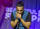 20250425-224223-IMG 8875  Aki Kumar (chant, harmonica), Johnny Burgin (guitare),  June Core (batterie), Philippe Dandrimont (basse) : AKI KUMAR BAND, BEAUTIFUL SWAMP BLUES FESTIVAL, HAUTS DE FRANCE-PAS DE CALAIS-CALAIS, JOHNNY BURGIN, JUNE CORE, PHILIPPE DANDRIMONT