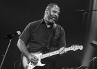 20251108-204952-IMG 0289  Kirk Fletcher (chant, guitare),  Levent Özdemir (batterie),  Erkan Özdemir (basse), Till-Sahm (claviers) : ERKAN OZDEMIR, KIRK FLETCHER, LEVENT OZDEMIR, SEINE SAINT DENIS-TREMBLAY EN FRANCE, TILL SAHM