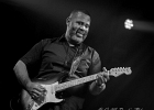 20251108-205719-IMG 0307  Kirk Fletcher (chant, guitare),  Levent Özdemir (batterie),  Erkan Özdemir (basse), Till-Sahm (claviers) : ERKAN OZDEMIR, KIRK FLETCHER, LEVENT OZDEMIR, SEINE SAINT DENIS-TREMBLAY EN FRANCE, TILL SAHM