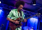20251202-211619-IMG 0594  Selwyn Birchwood (guitare, chant), Reggie Oliver (saxophone baryton), Donald Wright (basse), Eric Cannavaro (claviers), Henley Connor III (batterie), Carly Harvey (chant) : CARLY HARVEY, CHICAGO BLUES FESTIVAL, CHICAGO BLUES FESTIVAL 2025, DONALD HUFF WRIGHT, HENLEY CONNOR, JOHN HETHERINGTON, PARIS-NEW MORNING, REGI OLIVIER, SELWYN BIRCHWOOD