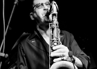 20251212-212814-IMG 0846  Big Dez - Philippe Fernandez (chant, guitrare), Sax Gordon (saxophone, chant),  Lamine Guerfi  (basse), Guillaume Destarac (batterie),  Vinz Polletvillard  (claviers) : BIG DEZ, GUILLAUME DESTARAC, LAMINE GUERFI, PARIS 1er, PARIS-SUNSET, PHIL FERNANDEZ, SAX GORDON, VINZ POLLETVILLARD