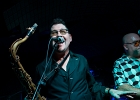 20251212-213642-IMG 0860  Big Dez - Philippe Fernandez (chant, guitrare), Sax Gordon (saxophone, chant),  Lamine Guerfi  (basse), Guillaume Destarac (batterie),  Vinz Polletvillard  (claviers) : BIG DEZ, GUILLAUME DESTARAC, LAMINE GUERFI, PARIS 1er, PARIS-SUNSET, PHIL FERNANDEZ, SAX GORDON, VINZ POLLETVILLARD