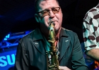 20251212-213815-IMG 0867  Big Dez - Philippe Fernandez (chant, guitrare), Sax Gordon (saxophone, chant),  Lamine Guerfi  (basse), Guillaume Destarac (batterie),  Vinz Polletvillard  (claviers) : BIG DEZ, GUILLAUME DESTARAC, LAMINE GUERFI, PARIS 1er, PARIS-SUNSET, PHIL FERNANDEZ, SAX GORDON, VINZ POLLETVILLARD