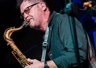 20251212-221404-IMG 0899  Big Dez - Philippe Fernandez (chant, guitrare), Sax Gordon (saxophone, chant),  Lamine Guerfi  (basse), Guillaume Destarac (batterie),  Vinz Polletvillard  (claviers) : BIG DEZ, GUILLAUME DESTARAC, LAMINE GUERFI, PARIS 1er, PARIS-SUNSET, PHIL FERNANDEZ, SAX GORDON, VINZ POLLETVILLARD
