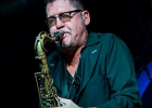 20251212-222534-IMG 0908  Big Dez - Philippe Fernandez (chant, guitrare), Sax Gordon (saxophone, chant),  Lamine Guerfi  (basse), Guillaume Destarac (batterie),  Vinz Polletvillard  (claviers) : BIG DEZ, GUILLAUME DESTARAC, LAMINE GUERFI, PARIS 1er, PARIS-SUNSET, PHIL FERNANDEZ, SAX GORDON, VINZ POLLETVILLARD