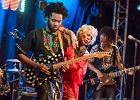 20260317-205100-IMG 0061  Shakura S&#39;Aida (chant), Nicole &#34;Nikki D&#34; Brown (guitare Lap steel),  Roger Williams (basse),  Kunle (guitare),  Worrell McFarlane (batterie) : KUNE, NICOLE BROWN, PARIS 10eme, PARIS-NEW MORNING, ROGER WILLIAMS, SHAKURA S’AIDA, WORRELL MC FARLANE