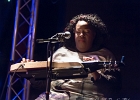 20260317-210240-IMG 0077  Shakura S&#39;Aida (chant), Nicole &#34;Nikki D&#34; Brown (guitare Lap steel),  Roger Williams (basse),  Kunle (guitare),  Worrell McFarlane (batterie) : KUNE, NICOLE BROWN, PARIS 10eme, PARIS-NEW MORNING, ROGER WILLIAMS, SHAKURA S’AIDA, WORRELL MC FARLANE