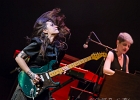 20260331-204535-IMG 2453  Nina Attal (chant, guitare), Jessie Lee Houllier (chant, guitare), Léa Worms (claviers), Antonella Mazza (basse), Camille Bigeault (batterie), Milla Leika (chant, harpe) : ELECTRIC LADYLAND, HAUTS DE SEINE-NEUILLY SUR SEINE, JESSIE LEE HOULLIER, NINA ATTAL