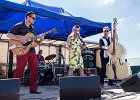 20180805-160450-IMG 9681  Cora Lynn and the Rhythm Snatchers - 18eme Concentre US - Bourgneuf en Retz - France le 5 août 2018 : 18eme CONCENTRE US AND ROCK N ROLL KULTURE, 2018, BOURGNEUF EN RETZ, CONCERT, CORA LYN and the Rhythm Snatchers, ROCKABILLY