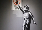 20211116-IMG 2753  Banksy - Les graffiti sont un crime - New York - USA - 2013 - The Word of Banksy -  Paris 9eme - France - le 16/11/2021 : PARIS, STREET ART, STREET ART-BANKSY