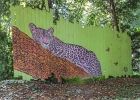 20251005-112837-100 3810  Mosko  La vie en rose - Street Art Parc -  Candes Saint Martin - France - le 05/10/2025 : CANDES SAINT MARTIN, STREET ART