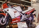 19841001-IMG 0088  Yamaha 500 RDLC - salon de la moto - Paris - France octobre 1984 : MOTOS HORS HARLEY