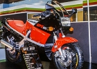 19841001-IMG 0091-3  Kawasaki GPZ 600 - salon de la moto - Paris - France octobre 1984 : MOTOS HORS HARLEY, SCAN PHOTO et DIAPO